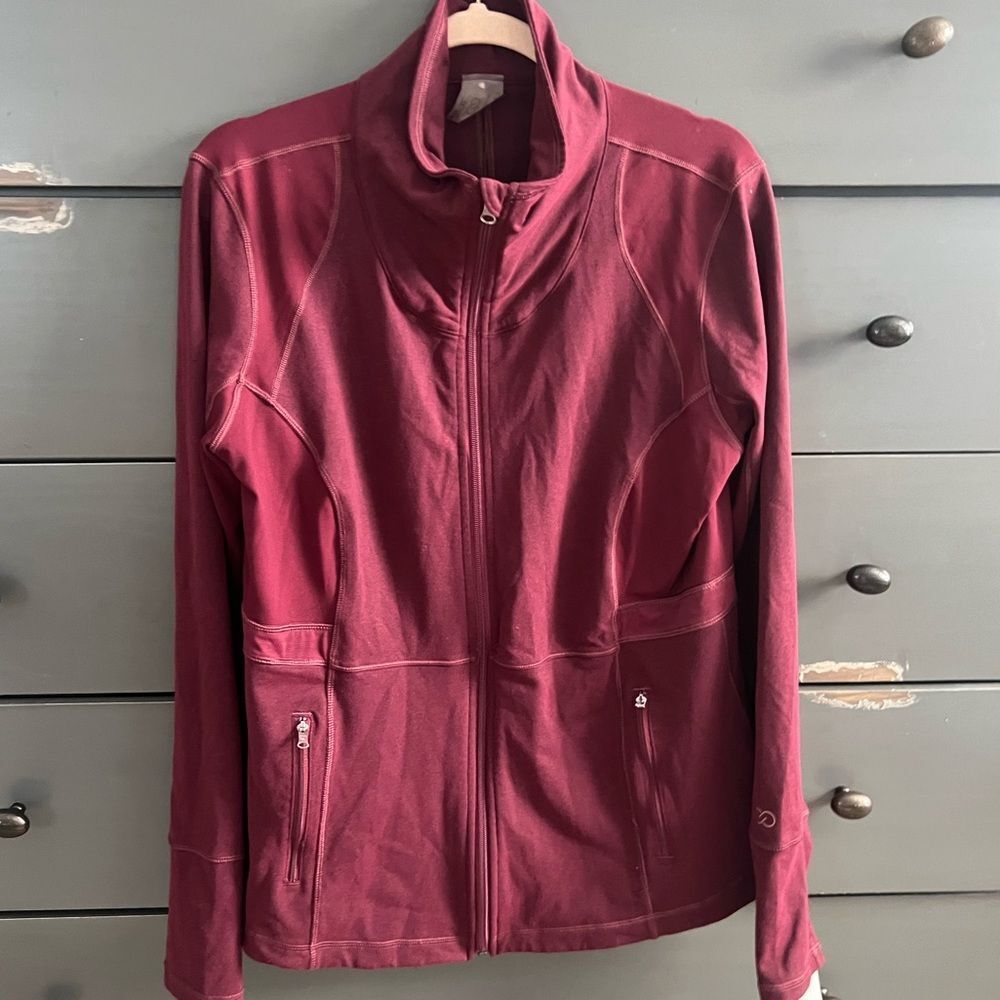 Calia by Carrie Underwood Core Fitness Jacket Crimson Trek XL Maroon